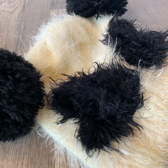 Panda winter hat - Picture 2 of 6